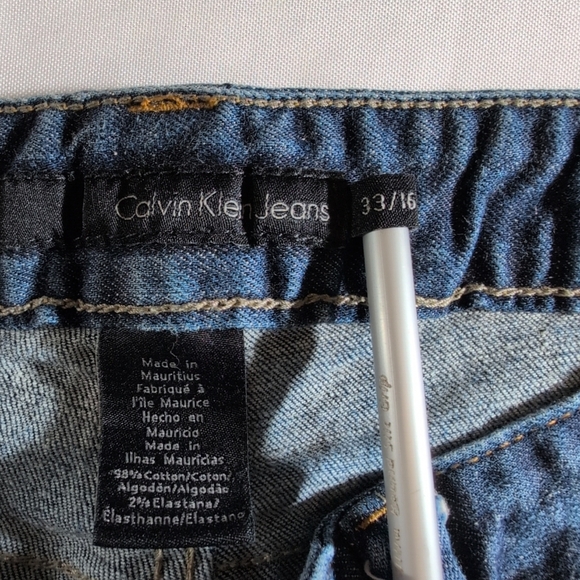 Calvin Klein Women Size 33/16 Dark Wash Low Rise Flap Pocket Lean Bootcut Jeans - Picture 5 of 10